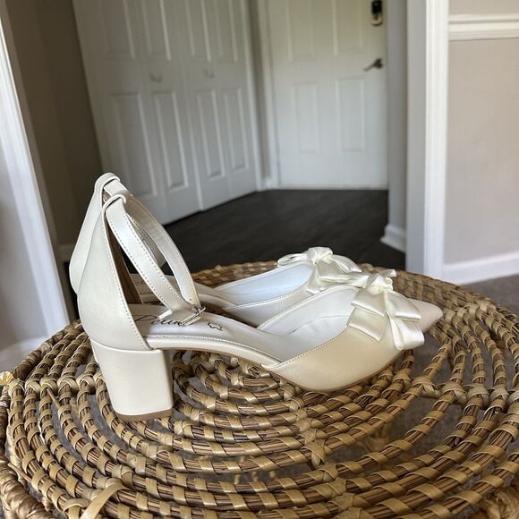 Satin Pointed Toe Bow Bridal Shoe Ankle Strap Block Heel Pelino EU 40 Greece - Picture 4 of 15